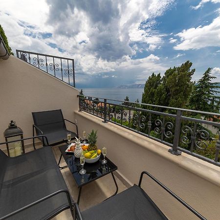 Sea House Lea Apartment Novi Vinodolski Exterior photo