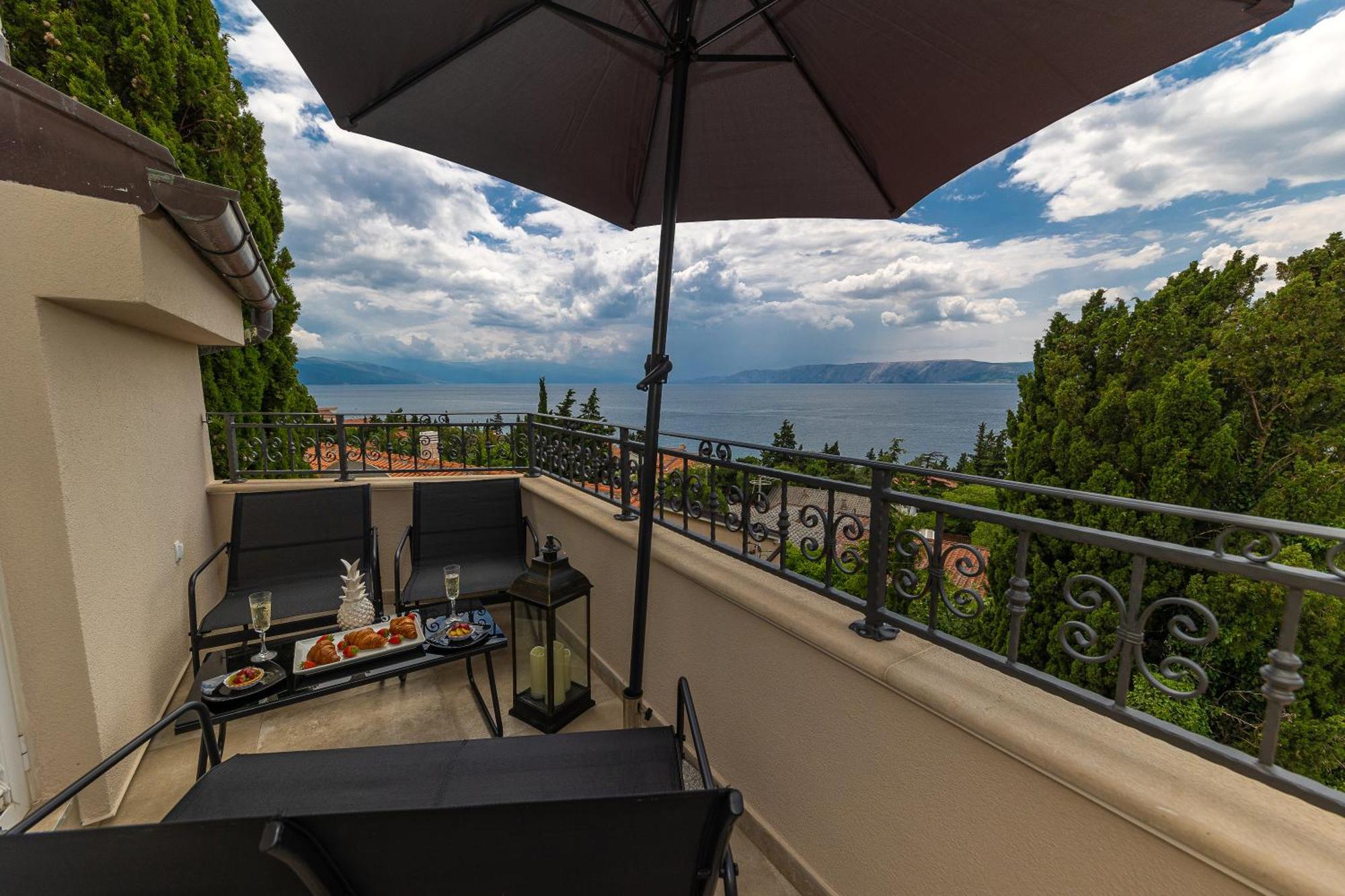 Sea House Lea Apartment Novi Vinodolski Exterior photo